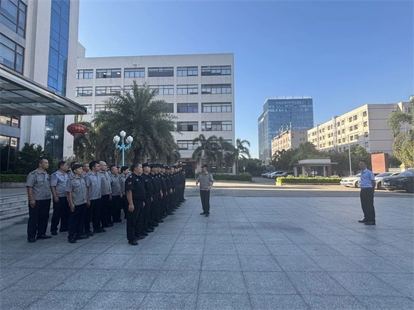 强化校园安保培训 护航青春成长之路