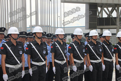 佛山高明保安服务公司保安轮训保护校园安全