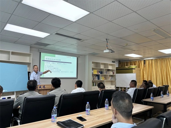 广东六玄网132432保安召开2024年竞聘晋级管理活动专题培训会议